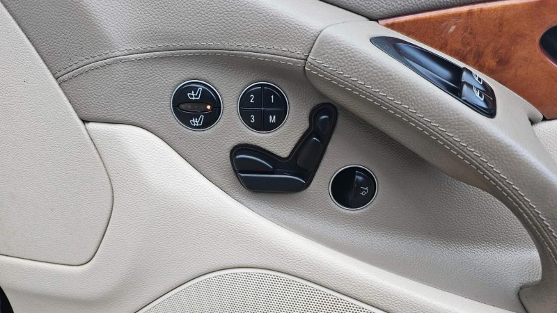MERCEDES-BENZ SL