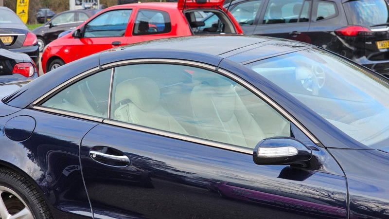 MERCEDES-BENZ SL