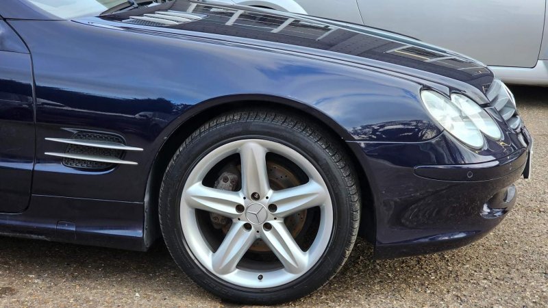 MERCEDES-BENZ SL