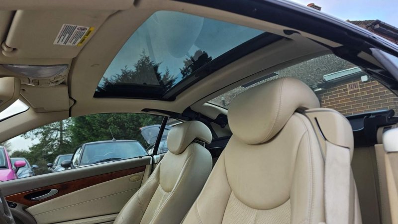 MERCEDES-BENZ SL