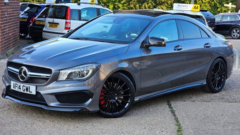MERCEDES-BENZ CLA