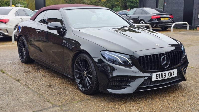 MERCEDES-BENZ E CLASS