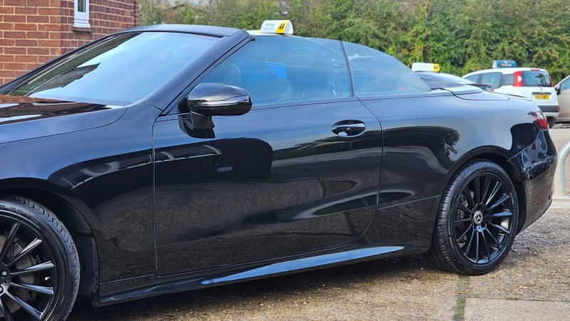 MERCEDES-BENZ E CLASS