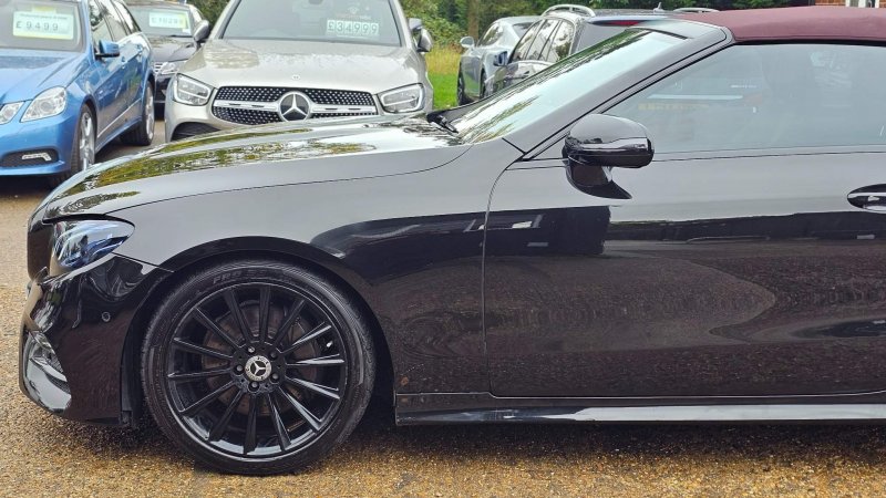 MERCEDES-BENZ E CLASS