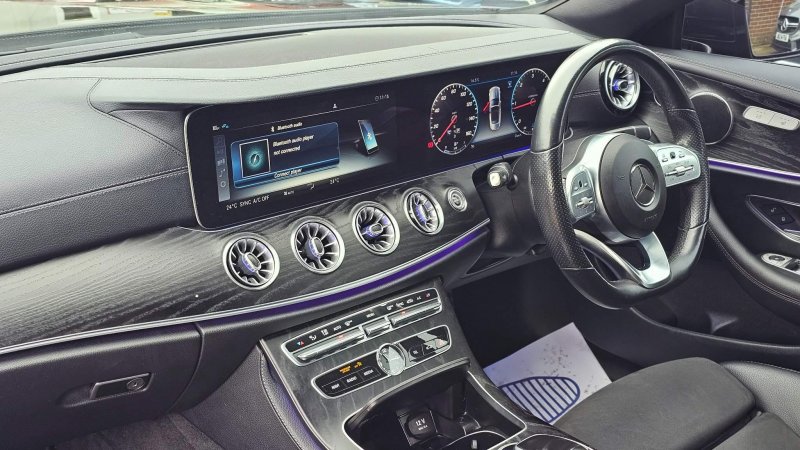 MERCEDES-BENZ E CLASS