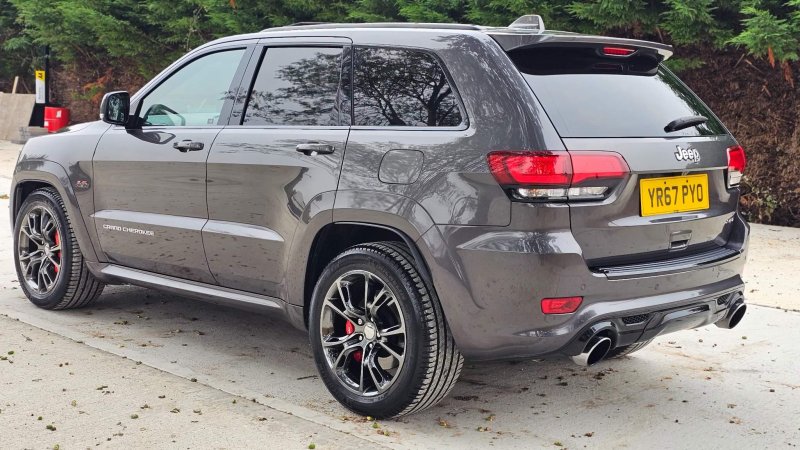JEEP GRAND CHEROKEE