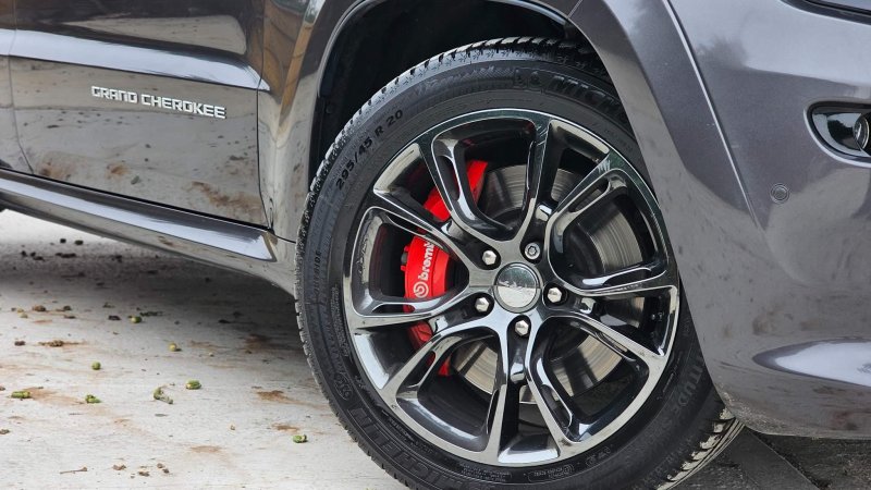JEEP GRAND CHEROKEE