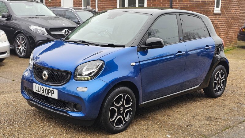SMART FORFOUR