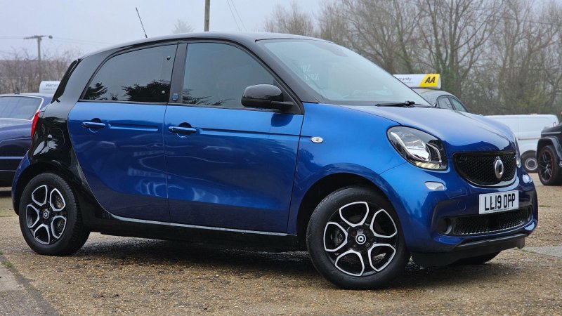 SMART FORFOUR
