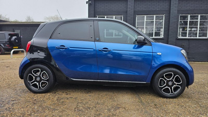 SMART FORFOUR