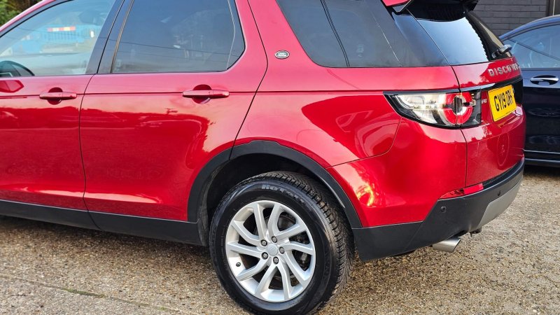 LAND ROVER DISCOVERY SPORT
