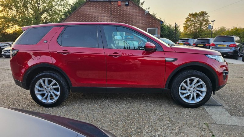 LAND ROVER DISCOVERY SPORT