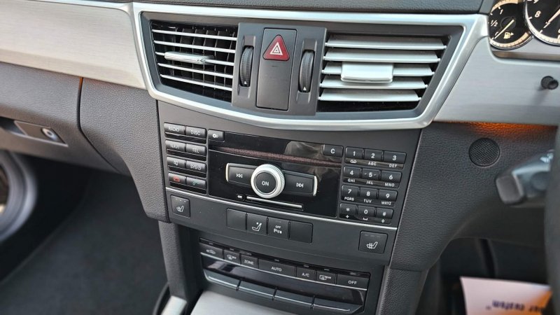 MERCEDES-BENZ E CLASS