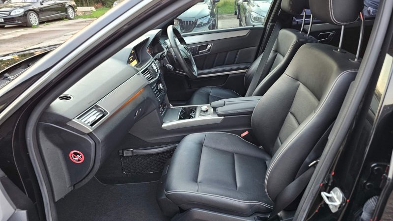 MERCEDES-BENZ E CLASS