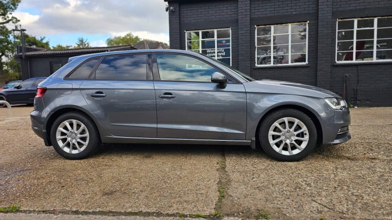 AUDI A3