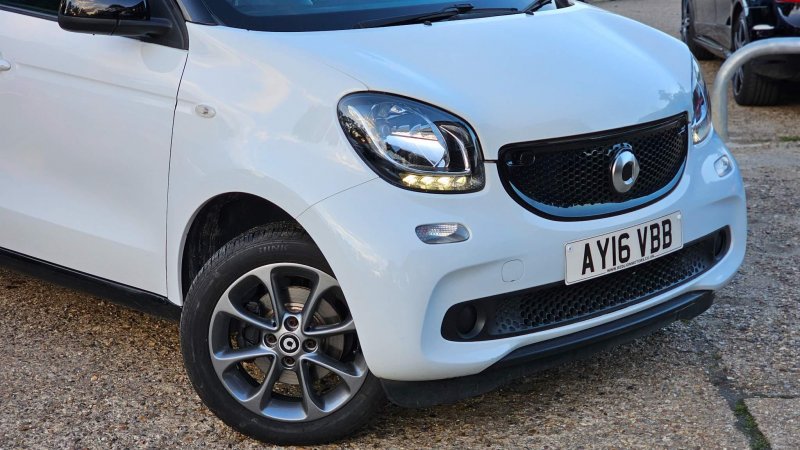 SMART FORFOUR
