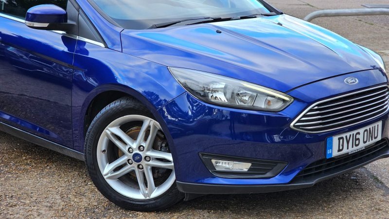 FORD FOCUS