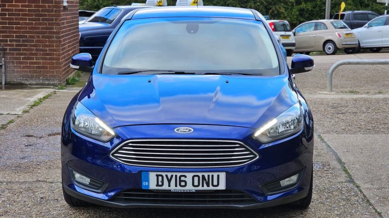 FORD FOCUS