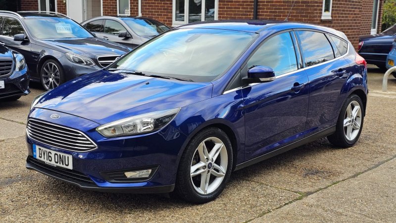 FORD FOCUS