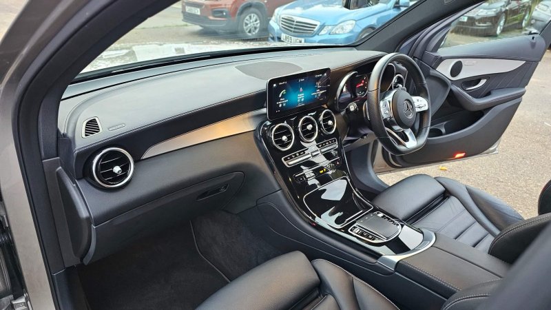 MERCEDES-BENZ GLC CLASS