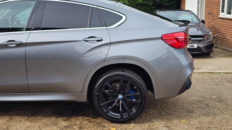 BMW X6