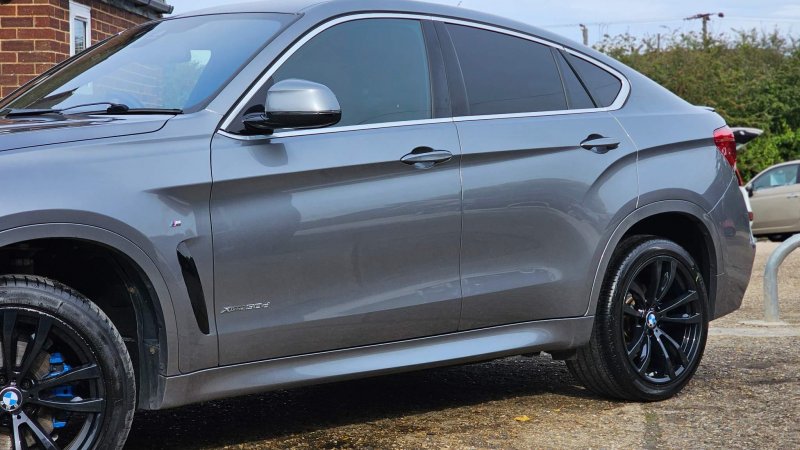 BMW X6