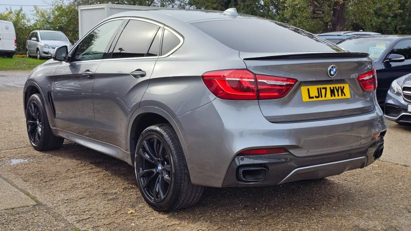 BMW X6