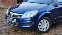 VAUXHALL ASTRA