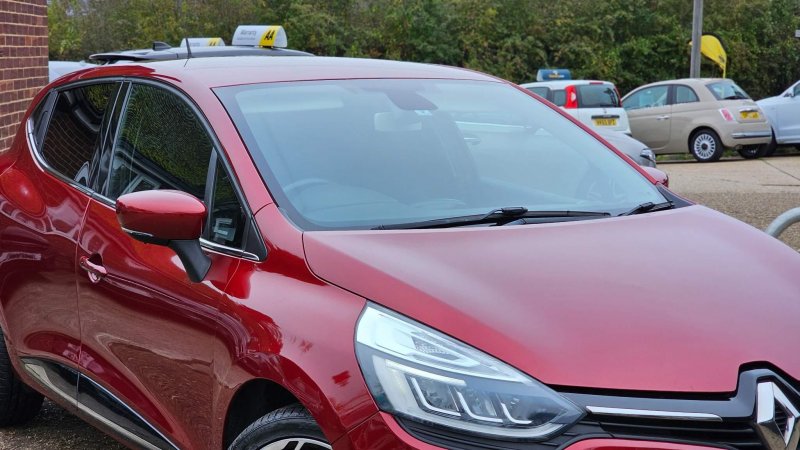 RENAULT CLIO