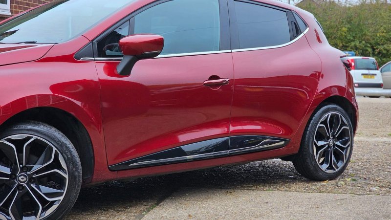 RENAULT CLIO