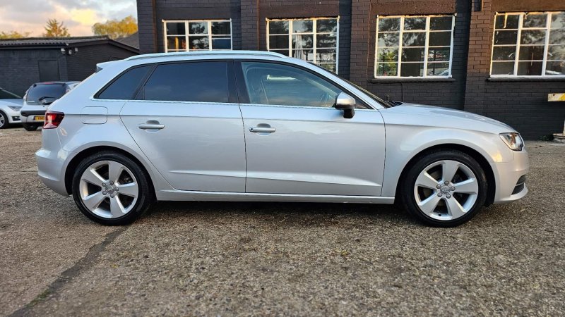 AUDI A3