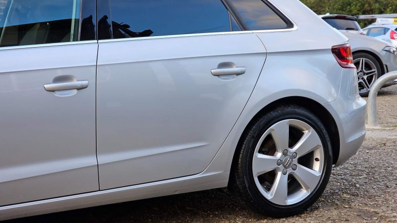 AUDI A3