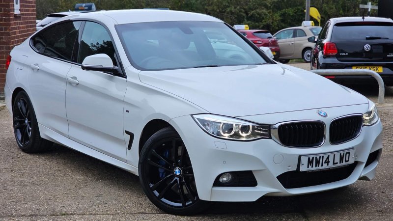 BMW 3 SERIES