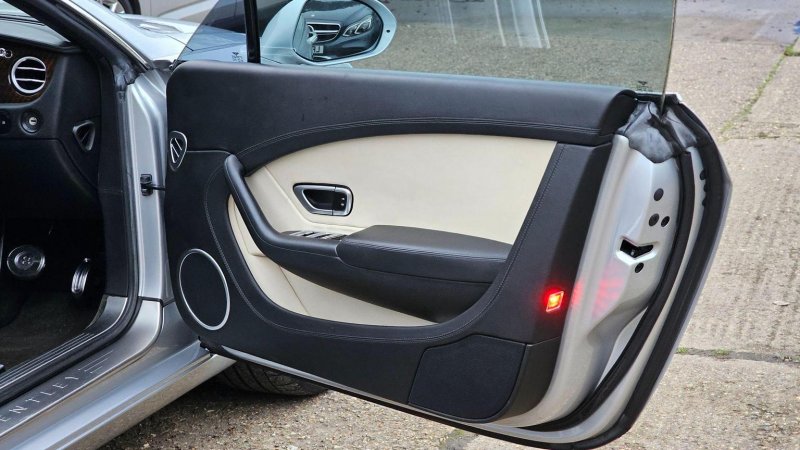 BENTLEY CONTINENTAL