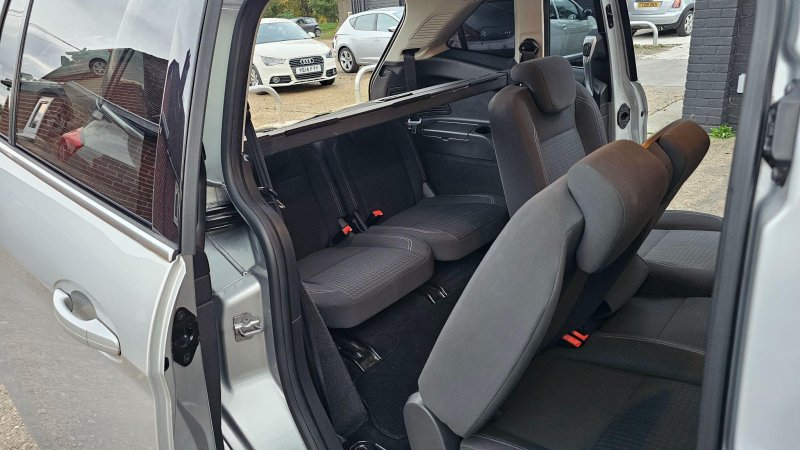 FORD GRAND C-MAX