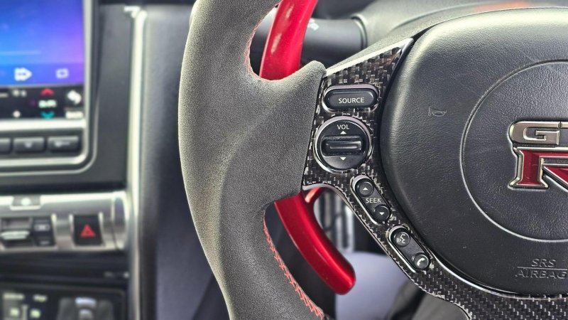 NISSAN GT-R