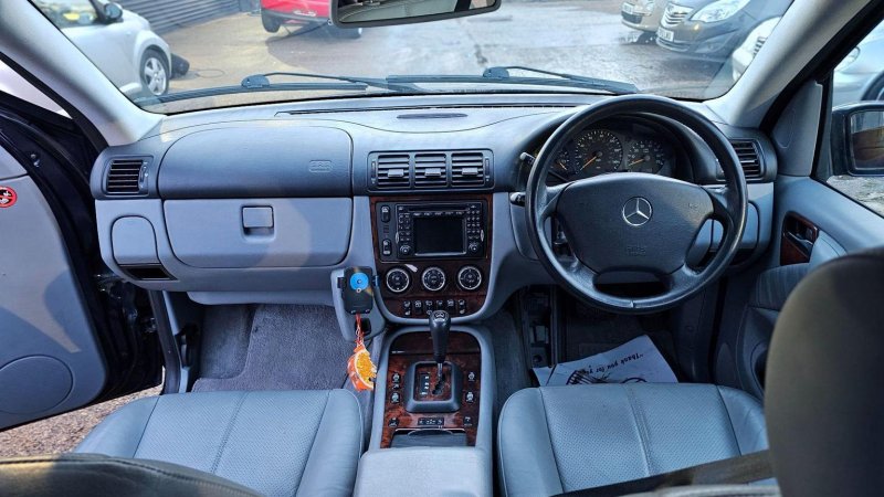 MERCEDES-BENZ M CLASS