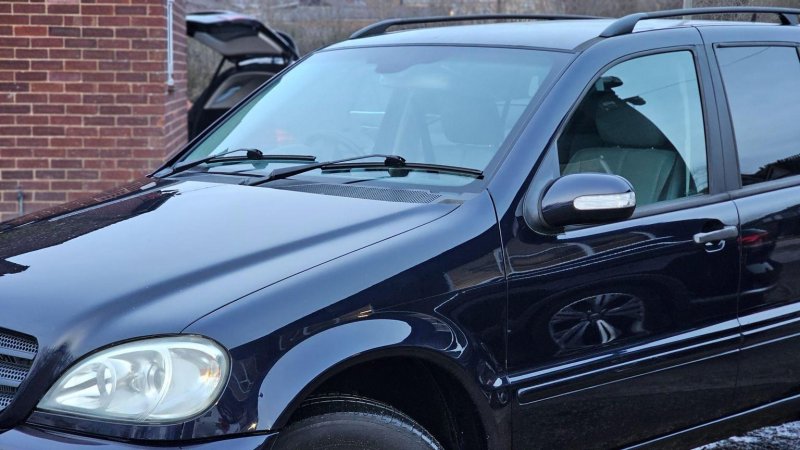 MERCEDES-BENZ M CLASS