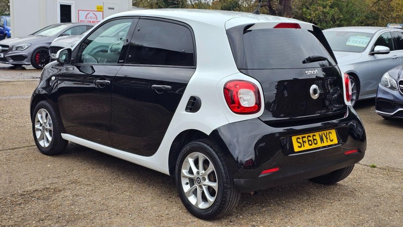 SMART FORFOUR