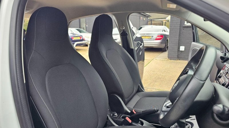 SMART FORFOUR