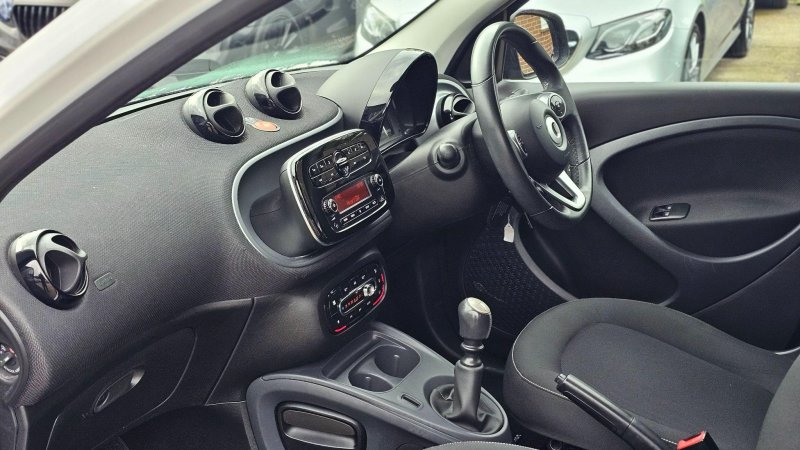 SMART FORFOUR