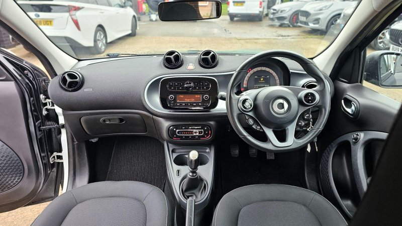SMART FORFOUR