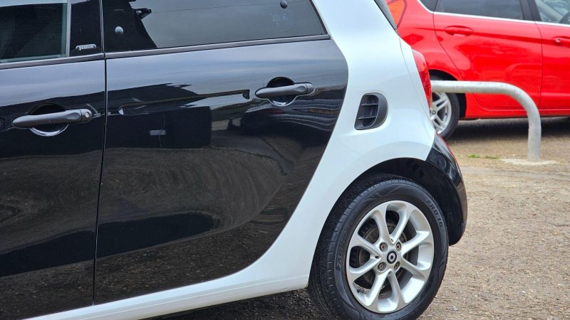 SMART FORFOUR