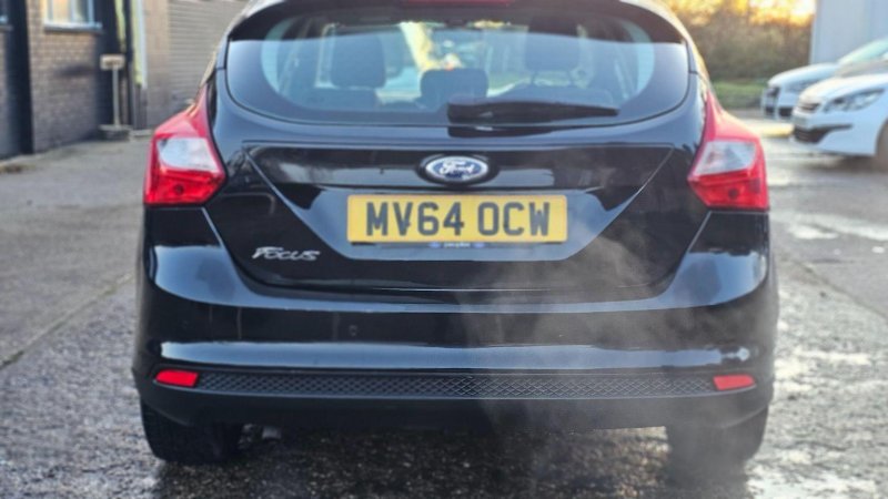 FORD FOCUS