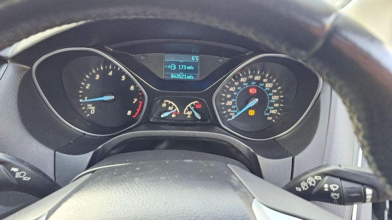 FORD FOCUS