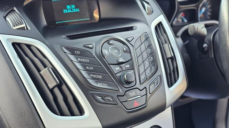 FORD FOCUS