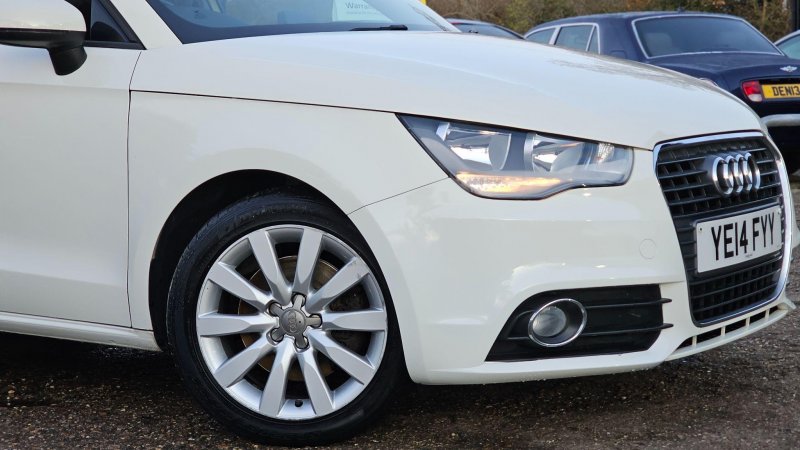 AUDI A1