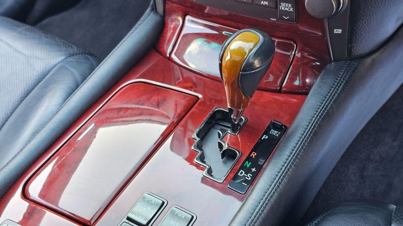 LEXUS LS