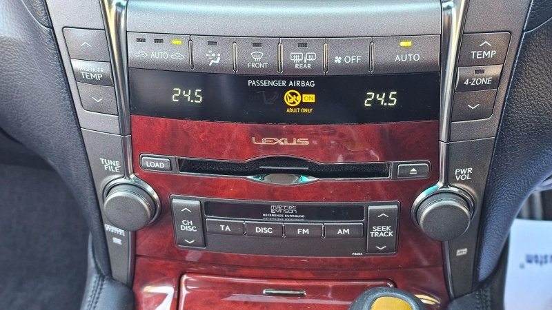 LEXUS LS