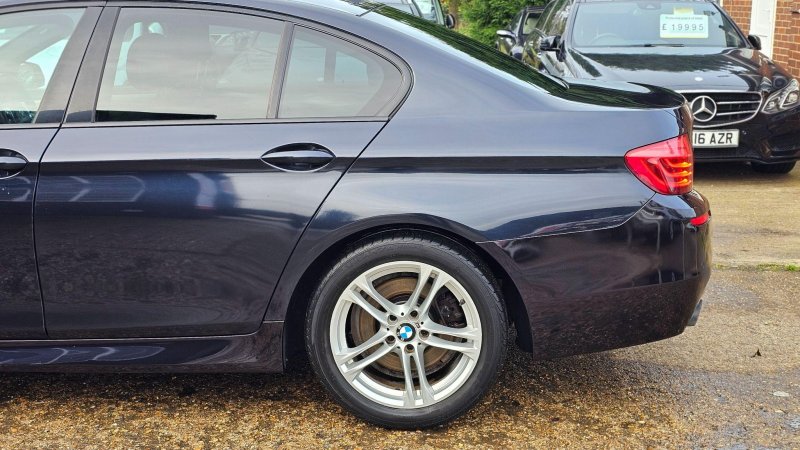 BMW 5 SERIES